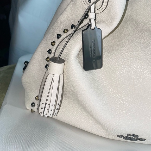 Coach Edie 31 Bandana Rivets Shoulder Bag Chalk White Pebble Leather - Picture 3 of 14